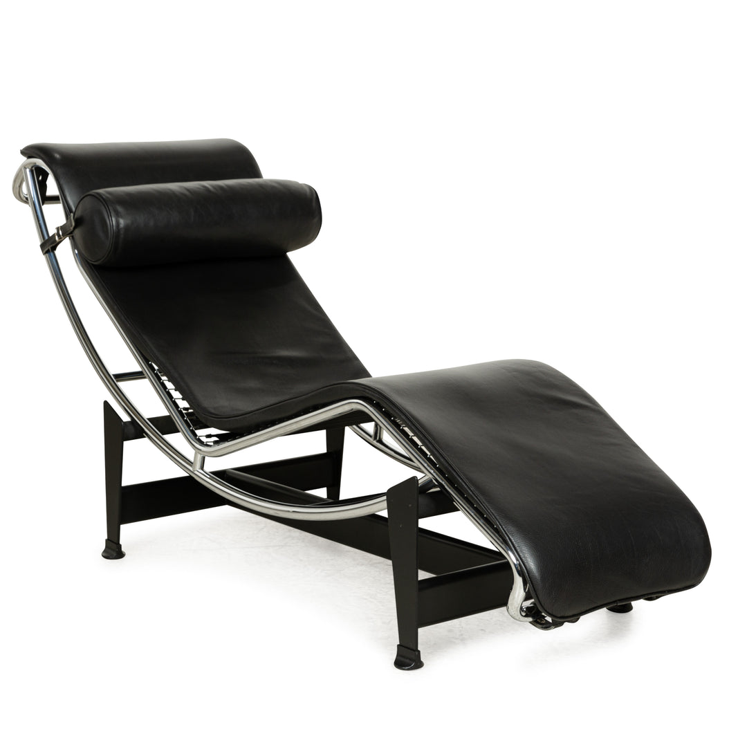 Cassina Le Corbusier LC 4 Leder Liege Schwarz Relaxfunktion Bauhaus