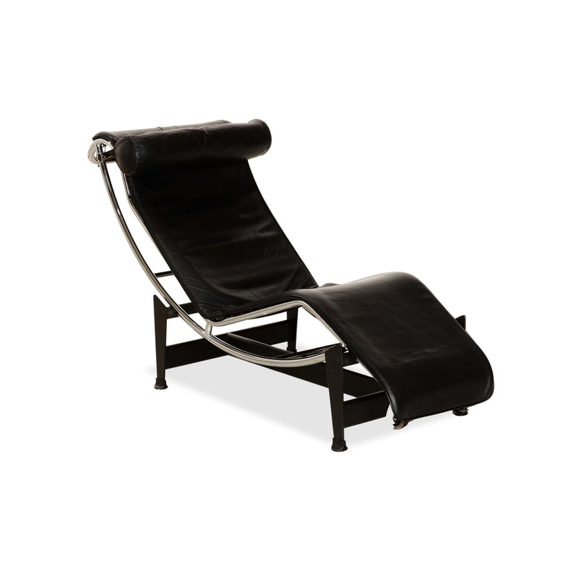 Cassina Le Corbusier LC 4 Leather Lounger Black