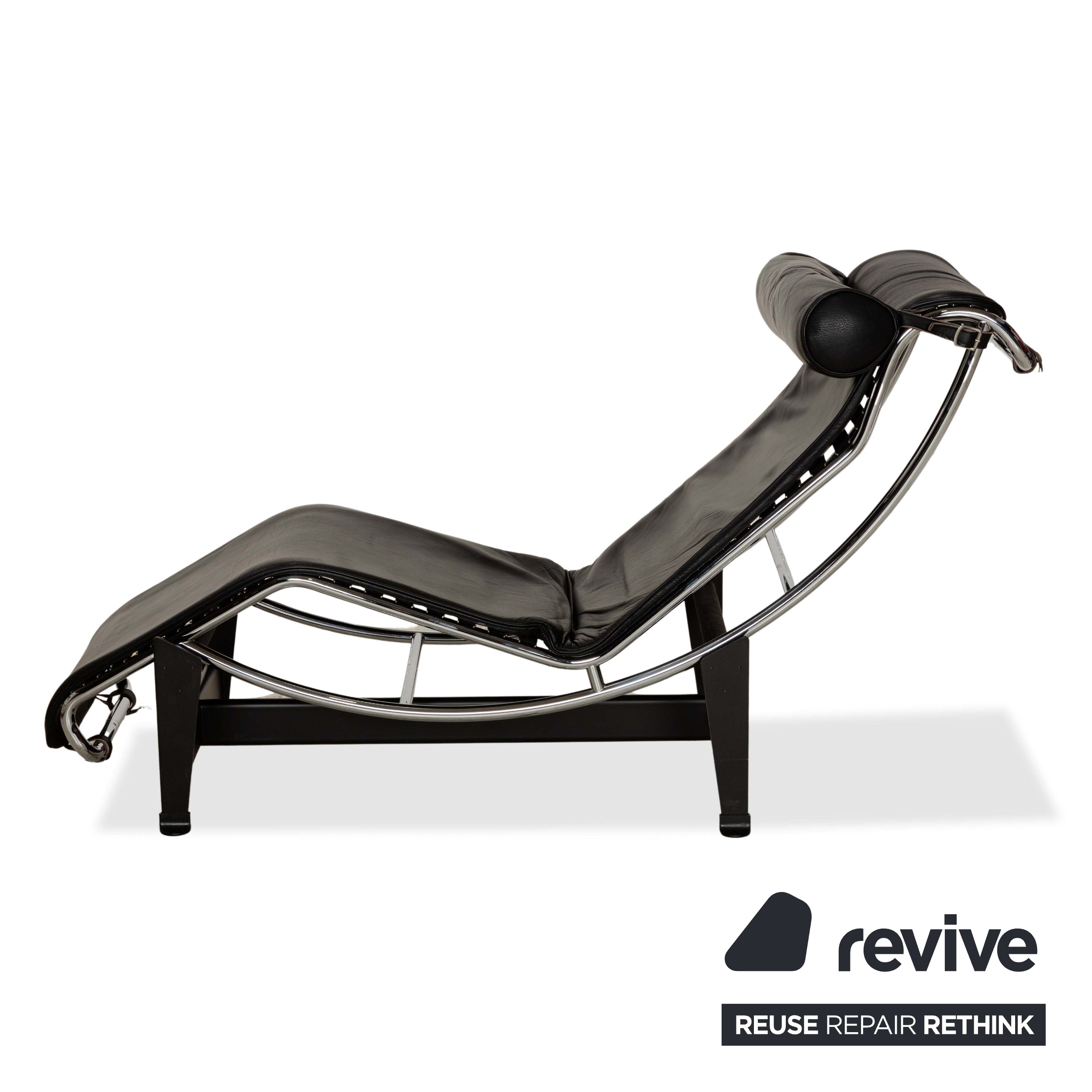 Cassina Le Corbusier LC 4 Leather Lounger Black