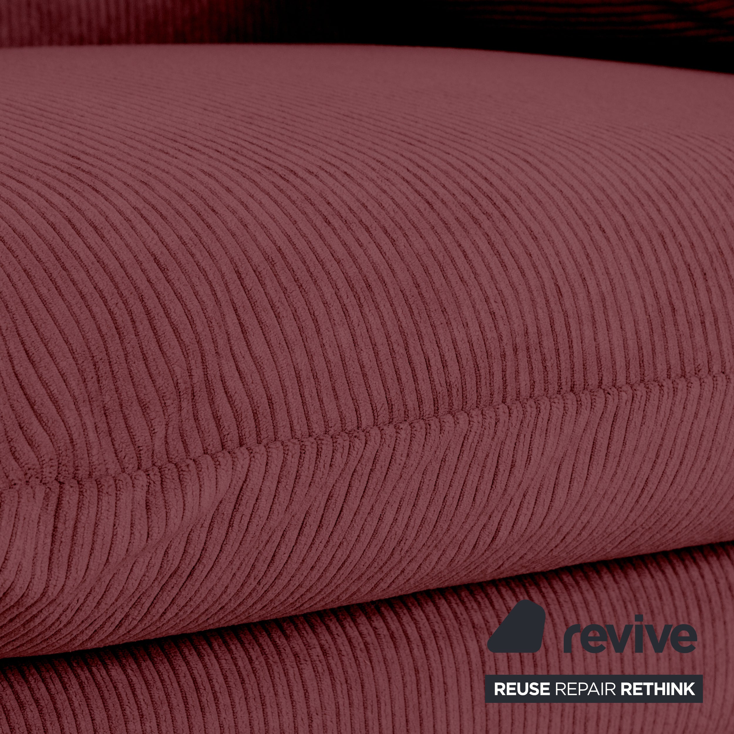 Cassina Maralunga Fine Corduroy Two-Seater Dark Red Burgundy Sofa Couch Newly Upholstered Manual Function