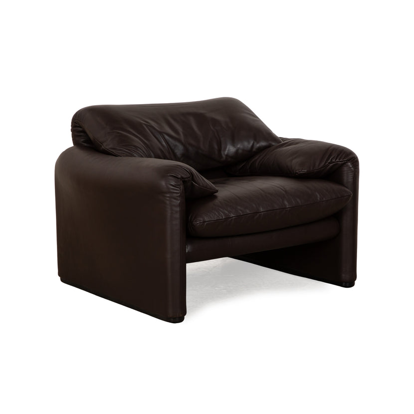 Cassina Maralunga Leather Armchair Brown Dark Brown Manual Function