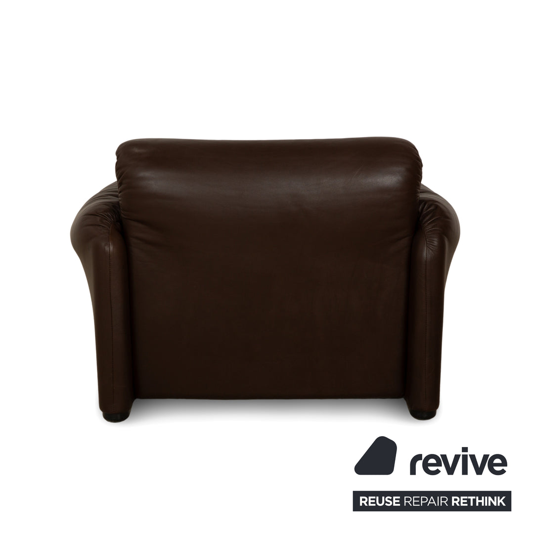 Cassina Maralunga leather armchair brown chestnut manual function