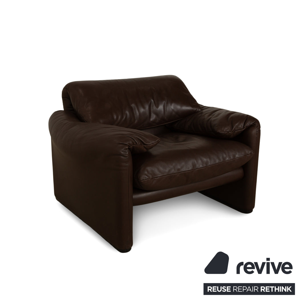 Cassina Maralunga leather armchair brown chestnut manual function