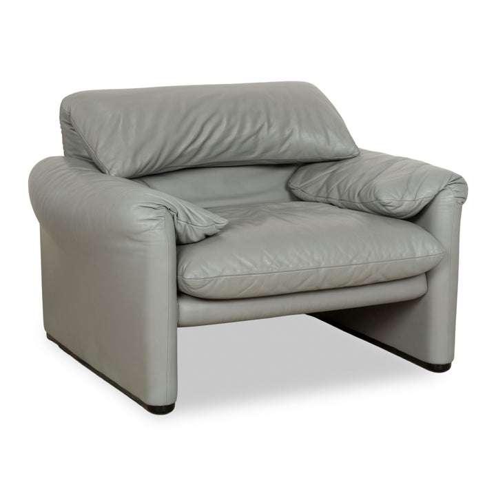 Fauteuil en cuir Cassina Maralunga gris