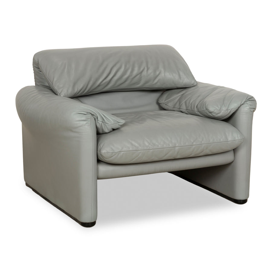 Fauteuil en cuir Cassina Maralunga gris