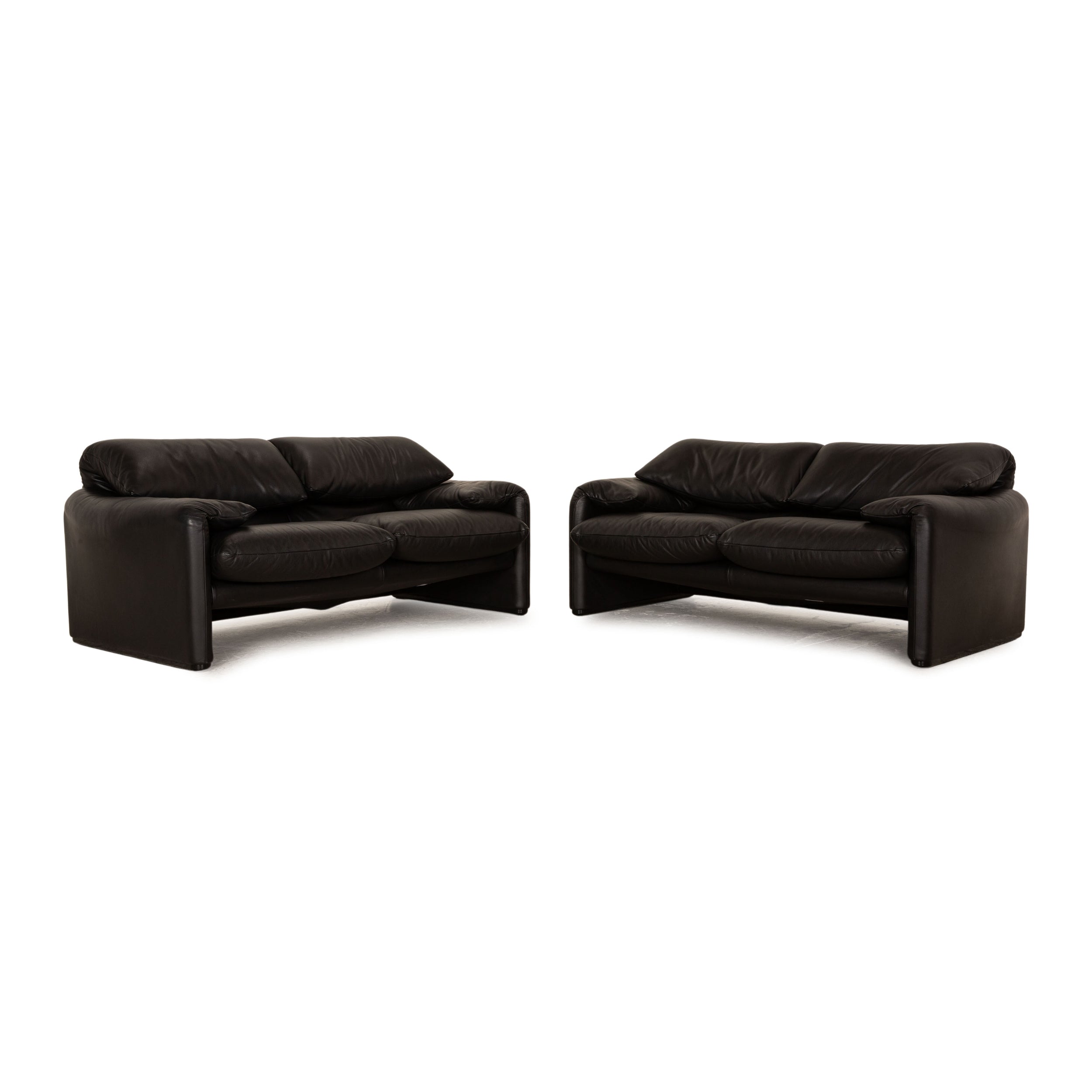 Cassina Maralunga ensemble de canapés en cuir noir 2x canapé deux places fonction manuelle