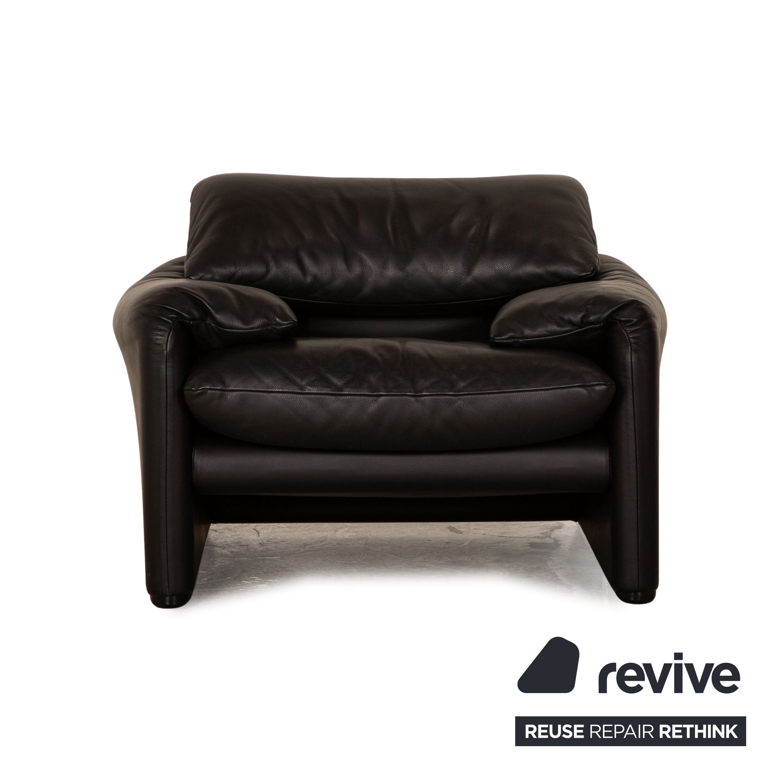 Cassina Maralunga ensemble canapé en cuir noir 2x fauteuil deux places fonction manuelle