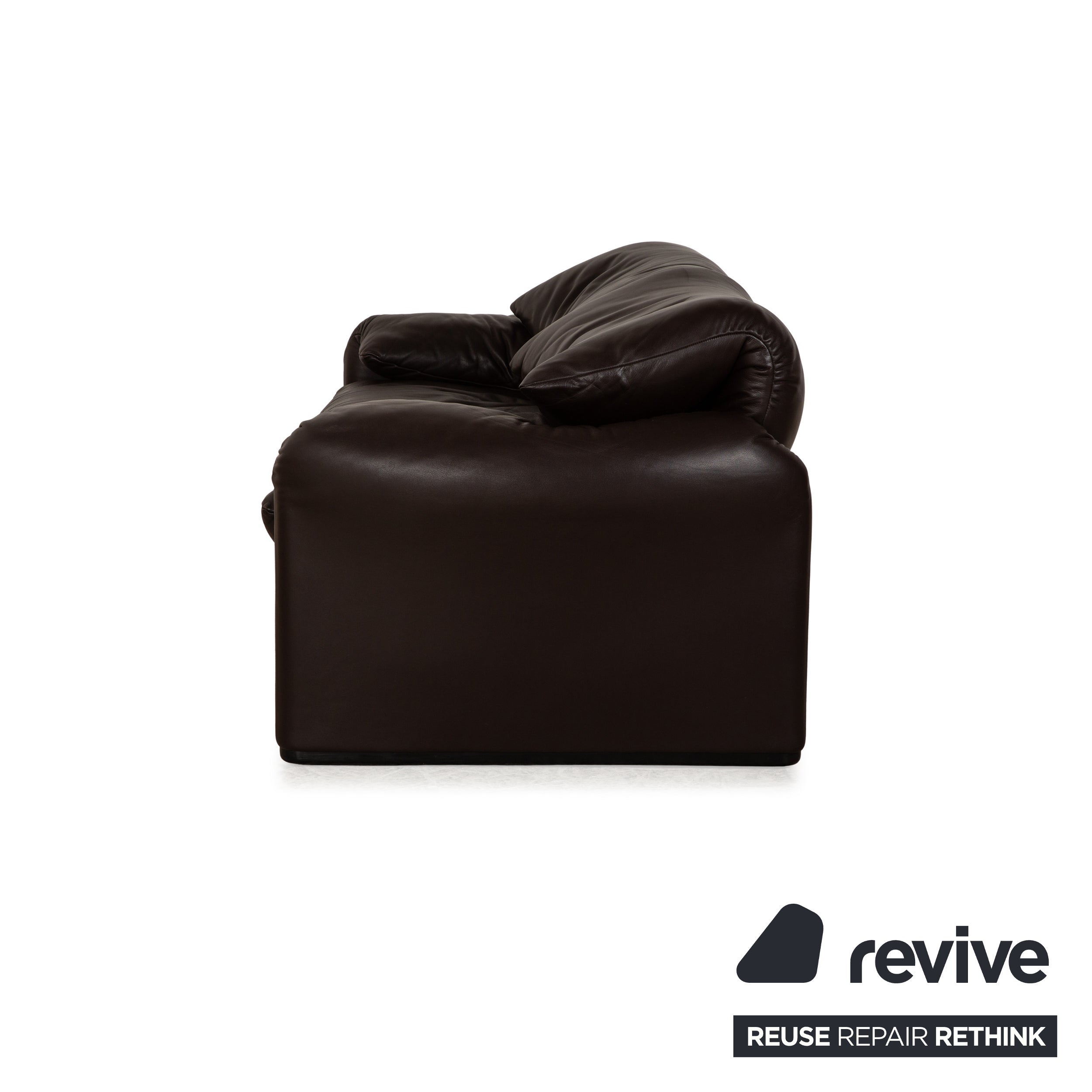 Cassina Maralunga Canapé deux places en cuir marron foncé à fonction manuelle