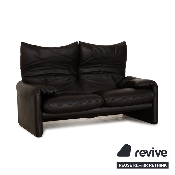 Canapé deux places en cuir noir Cassina Maralunga, fonction manuelle