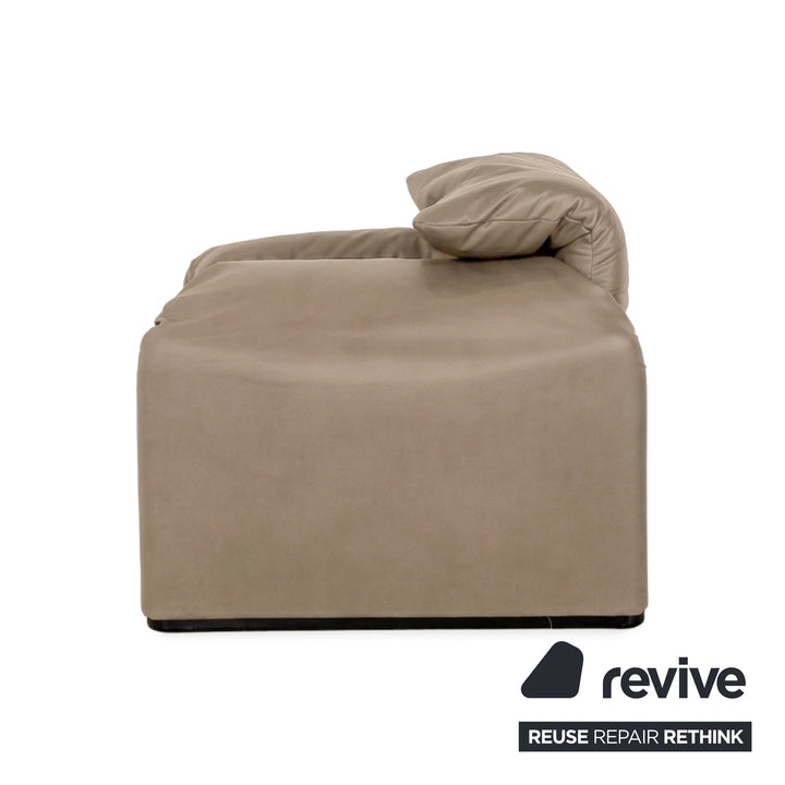Cassina Maralunga Sessel + Hocker veganes Leder GAVIN 100 Beige manuelle Funktion