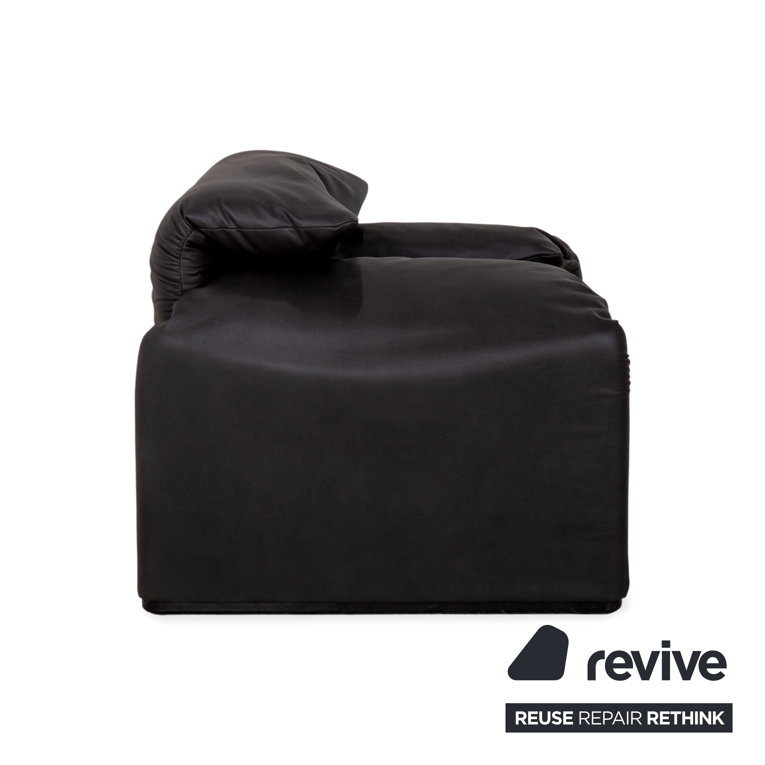 Cassina Maralunga Sessel + Hocker veganes Leder GAVIN 117 Anthrazit manuelle Funktion