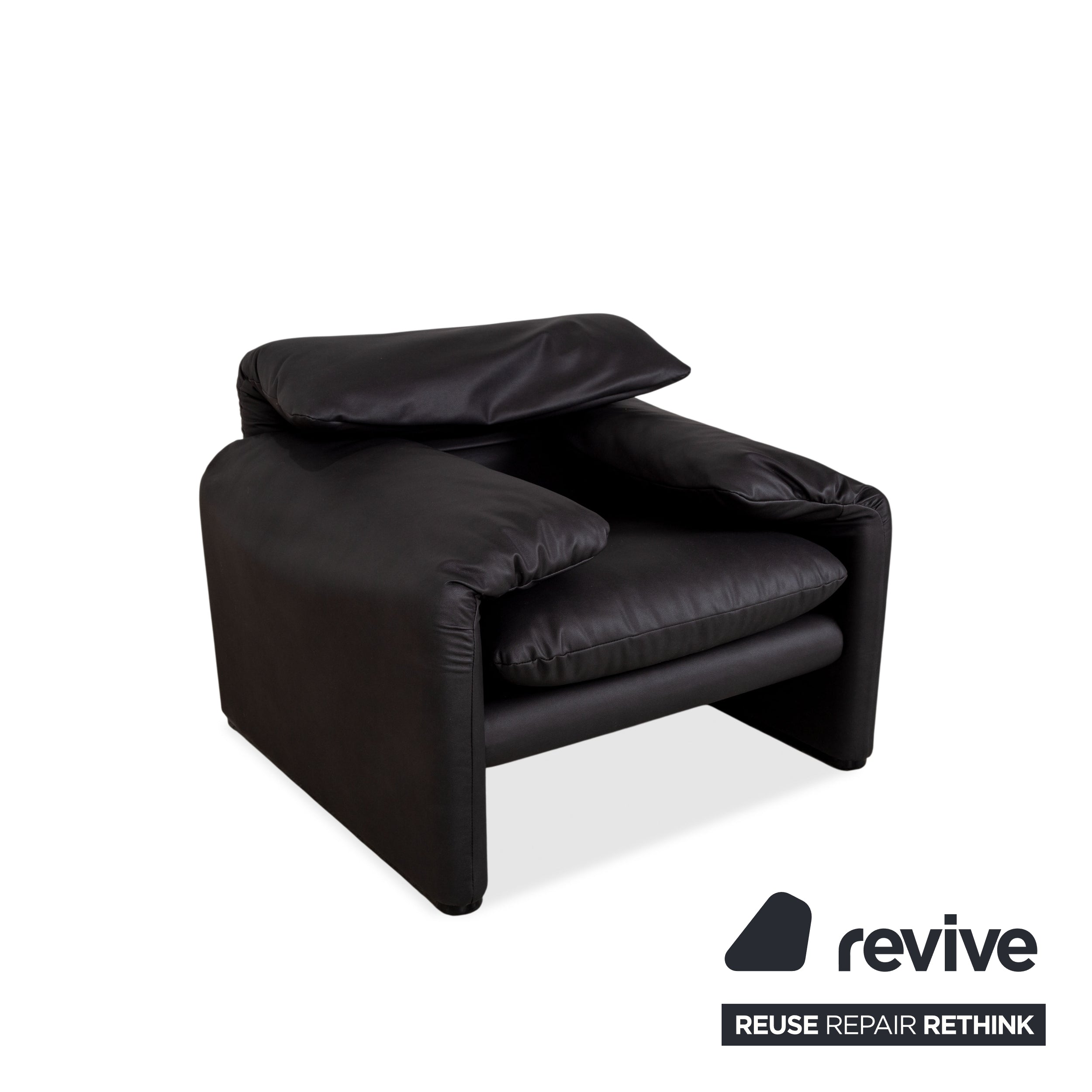 Cassina Maralunga Fauteuil Repose-pieds cuir végétalien noir fonction manuelle Revêtement neuf