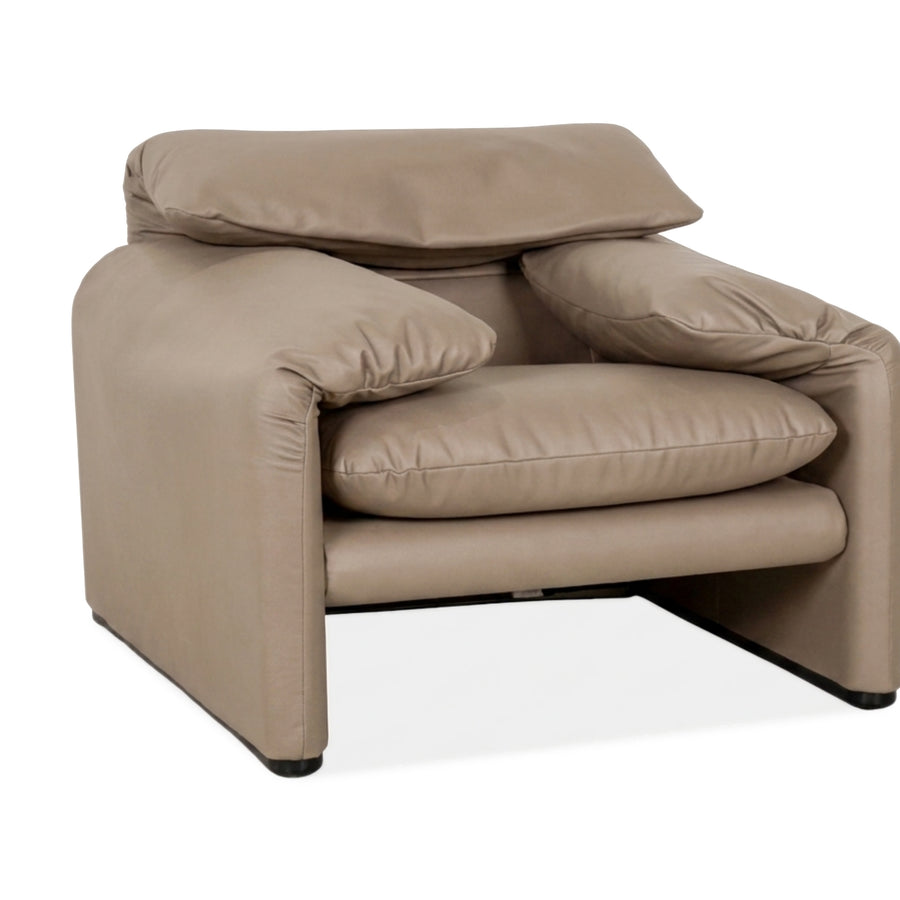 Cassina Maralunga Sessel veganes Leder GAVIN 100 Beige manuelle Funktion