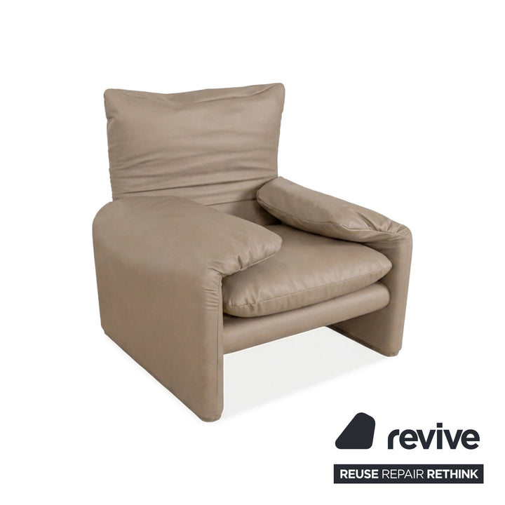 Cassina Maralunga Sessel veganes Leder GAVIN 100 Beige manuelle Funktion