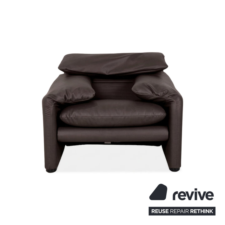 Cassina Maralunga Sessel veganes Leder GAVIN 105 Mokka manuelle Funktion