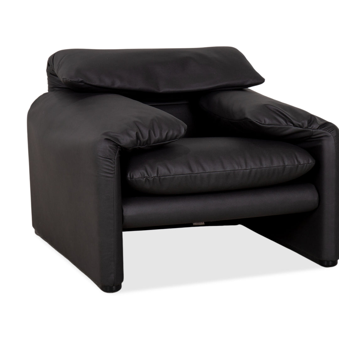 Fauteuil Cassina Maralunga en cuir végan GAVIN 117 anthracite à commande manuelle
