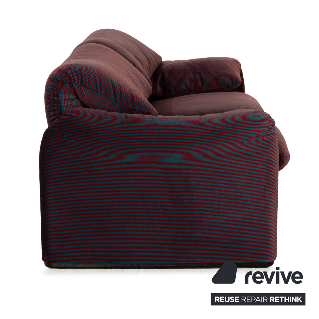 Canapé deux places Cassina Maralunga en tissu rouge bleu à fonction manuelle