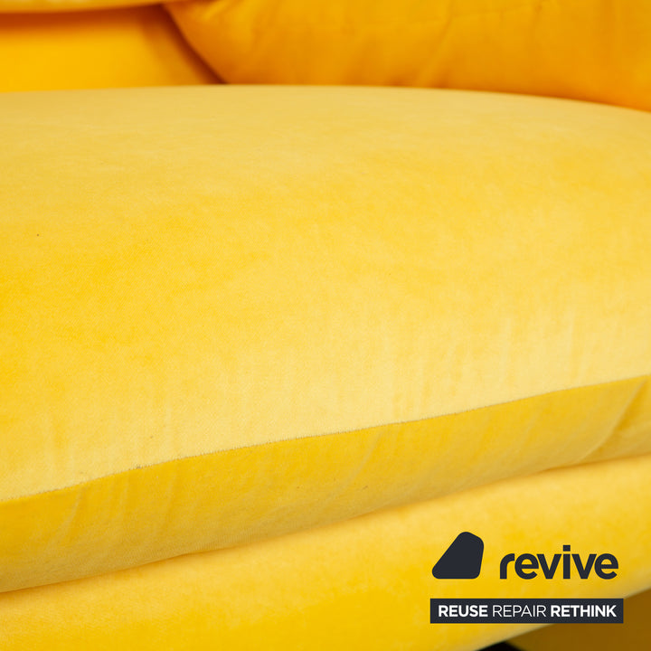 Cassina Maralunga Stoff Zweisitzer Sofa Gelb Couch manuelle Funktion Neubezug