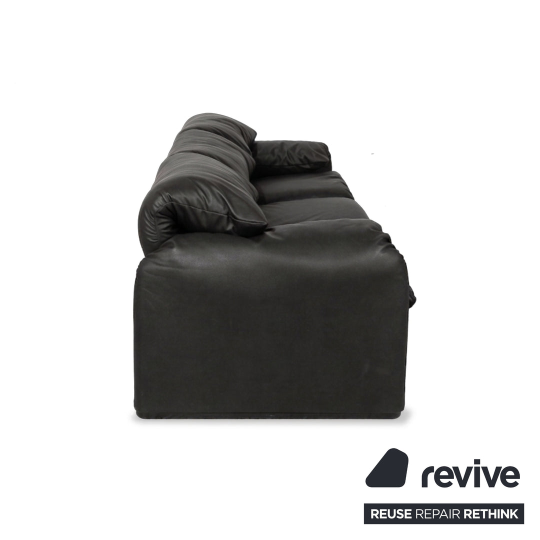 Cassina Maralunga veganes Leder Dreisitzer Anthrazit Sofa Couch manuelle Funktion Neubezug