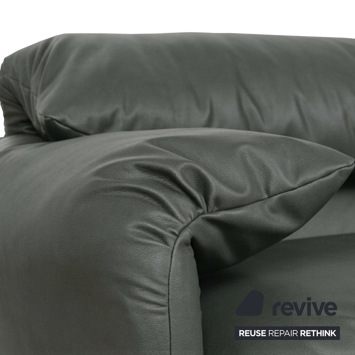 Cassina Maralunga veganes Leder Dreisitzer Anthrazit Sofa Couch manuelle Funktion Neubezug