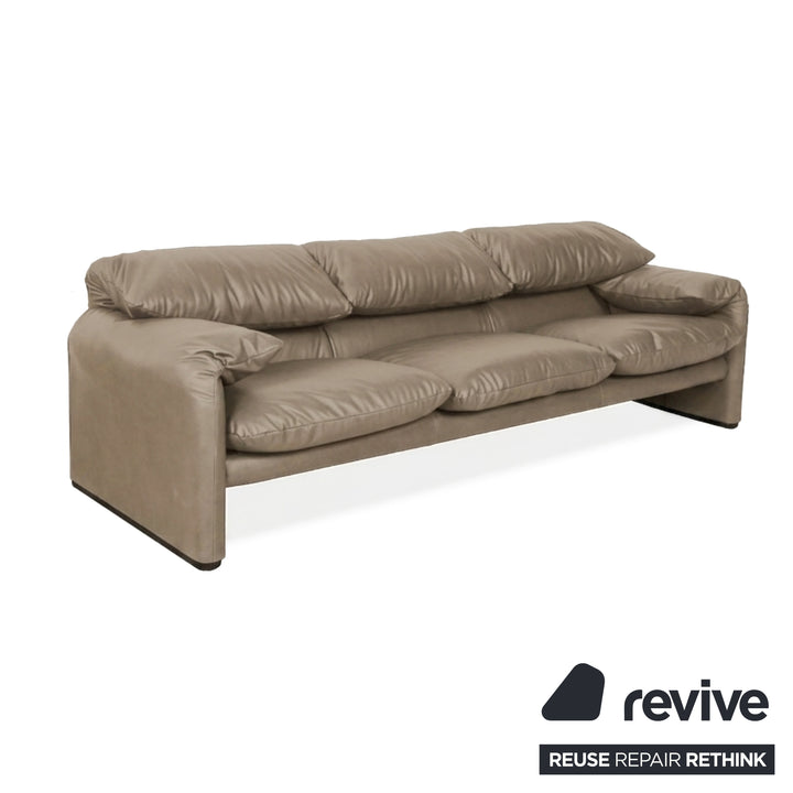 Cassina Maralunga veganes Leder Dreisitzer Beige Sofa Couch manuelle Funktion Neubezug
