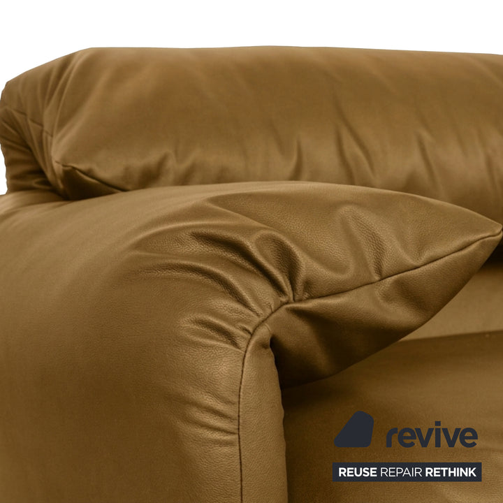 Cassina Maralunga veganes Leder Dreisitzer Cognac Sofa Couch manuelle Funktion Neubezug