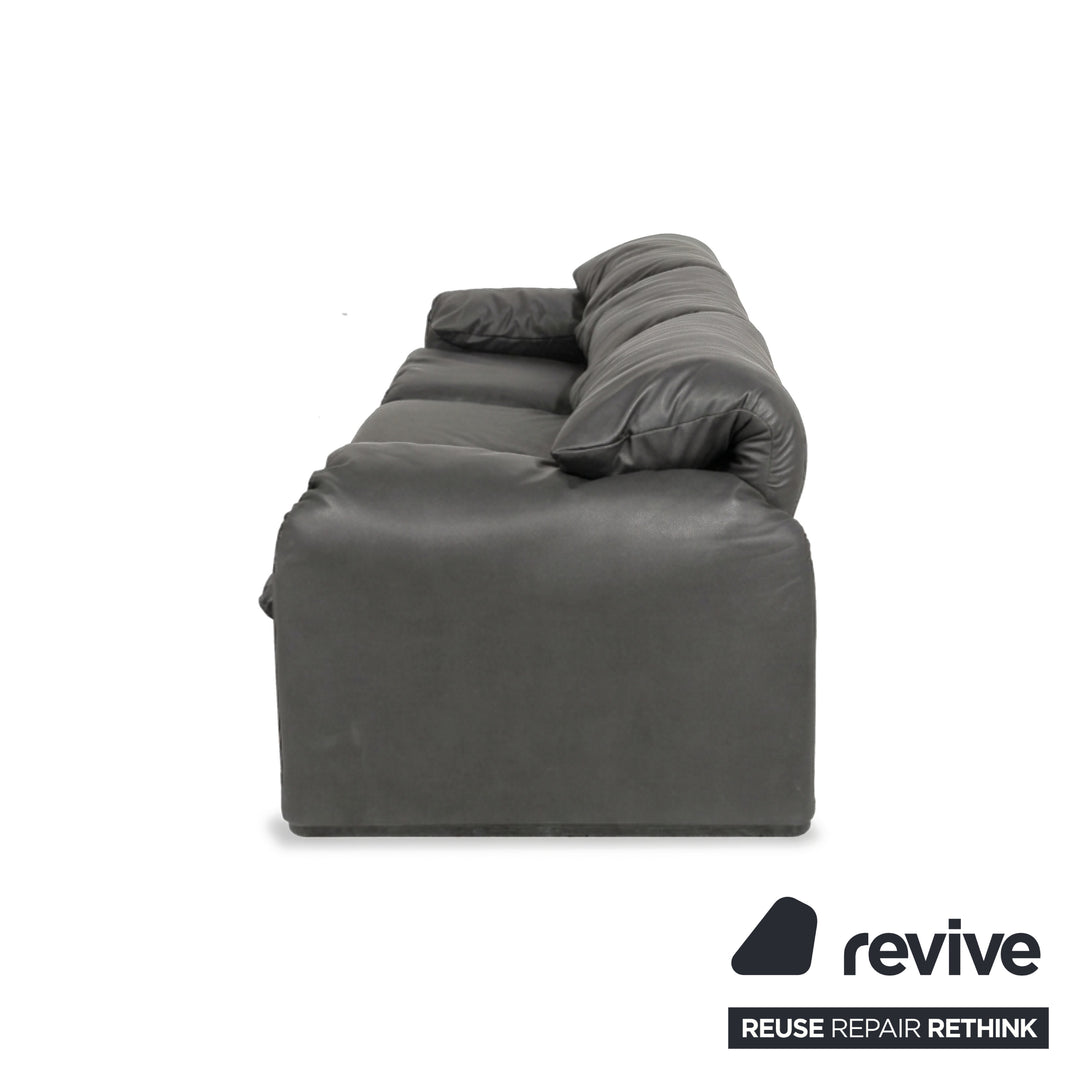 Cassina Maralunga Veganes Leder Dreisitzer Sofa Couch Grau Manuelle Funktion Neubezug