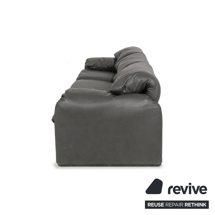 Cassina Maralunga veganes Leder Dreisitzer Grau Sofa Couch manuelle Funktion Neubezug