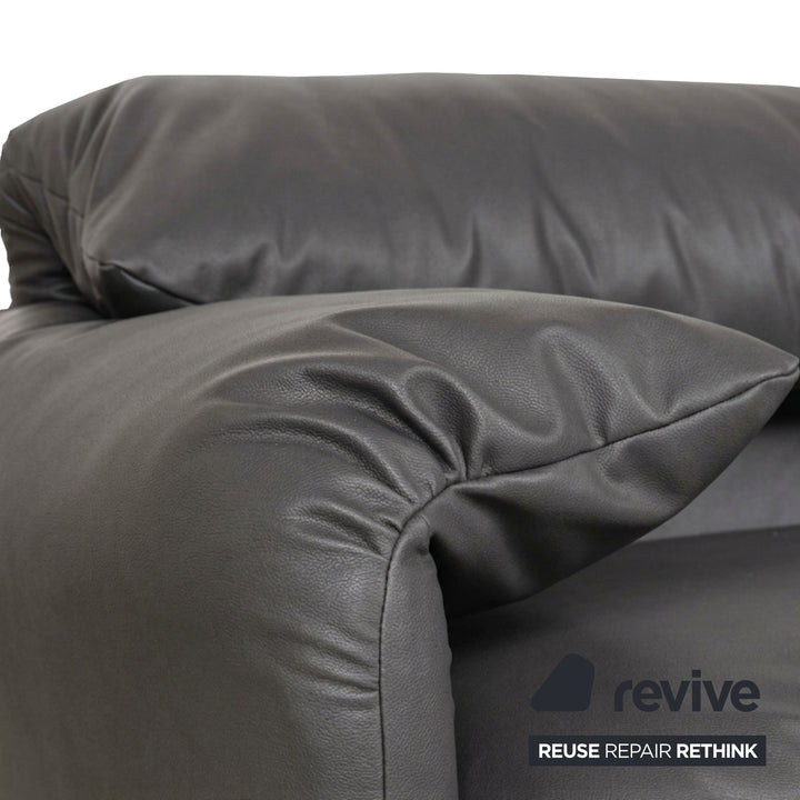 Cassina Maralunga veganes Leder Dreisitzer Grau Sofa Couch manuelle Funktion Neubezug