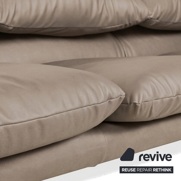 Cassina Maralunga veganes Leder Dreisitzer Taupe Sofa Couch manuelle Funktion Neubezug