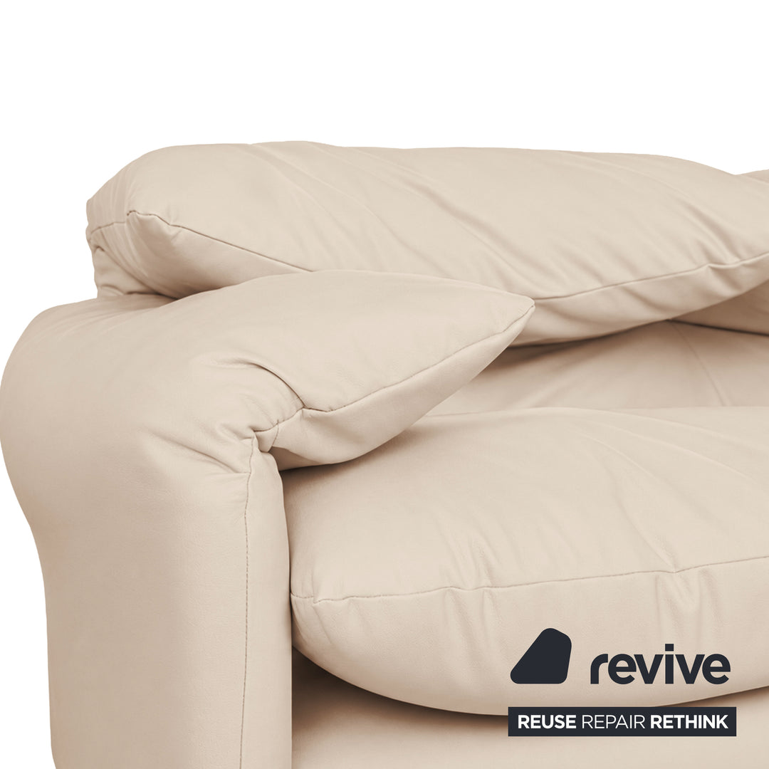 Cassina Maralunga veganes Leder Zweisitzer Creme Beige Sofa Couch Manuelle Funktion Neubezug