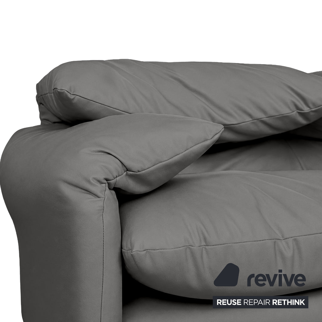 Cassina Maralunga veganes Leder Zweisitzer Grau Sofa Couch Manuelle Funktion Neubezug