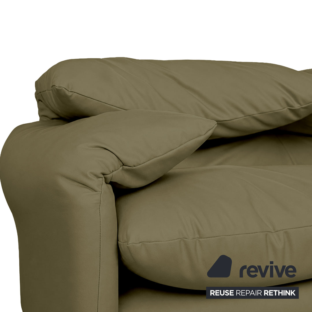 Cassina Maralunga veganes Leder Zweisitzer Grün Oliv Sofa Couch Manuelle Funktion Neubezug