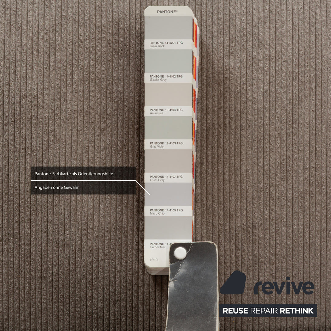 Canapé deux places Cassina Maralunga en tissu gris, revêtement de canapé