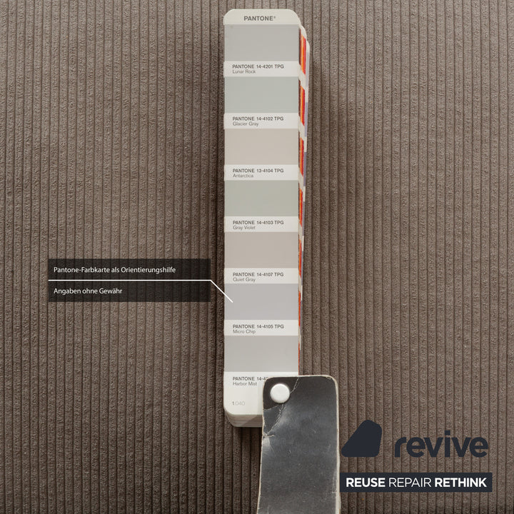 Canapé deux places Cassina Maralunga en tissu gris, revêtement de canapé