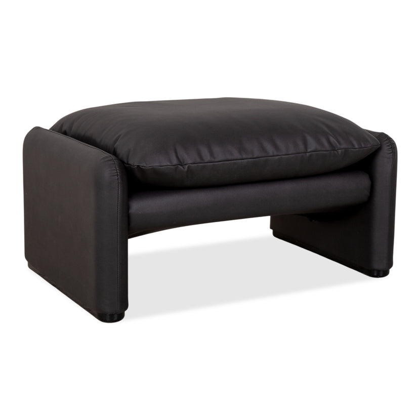 Cassina Maralunga Pouf en cuir vegan noir retapissé