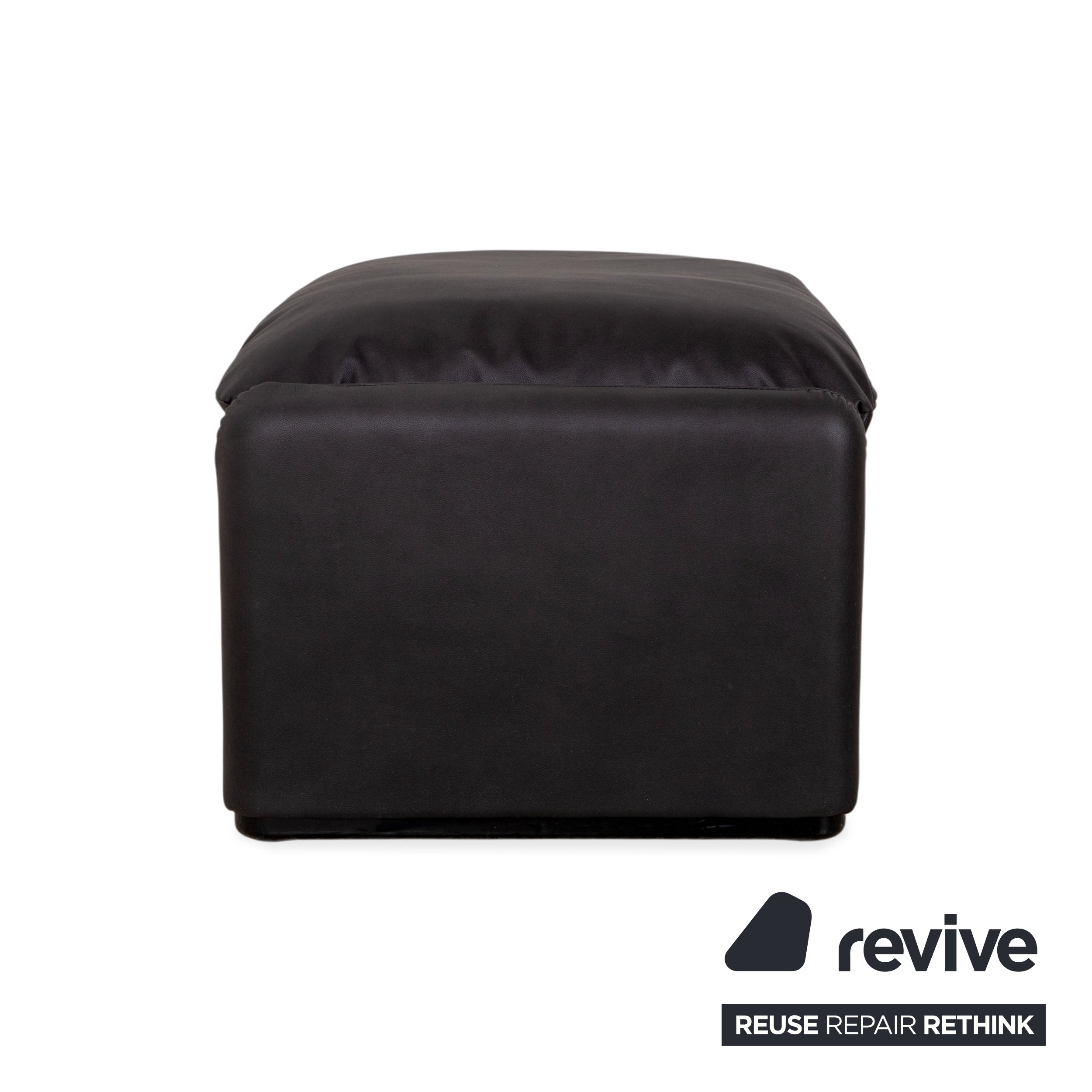 Cassina Maralunga Pouf en cuir vegan noir retapissé