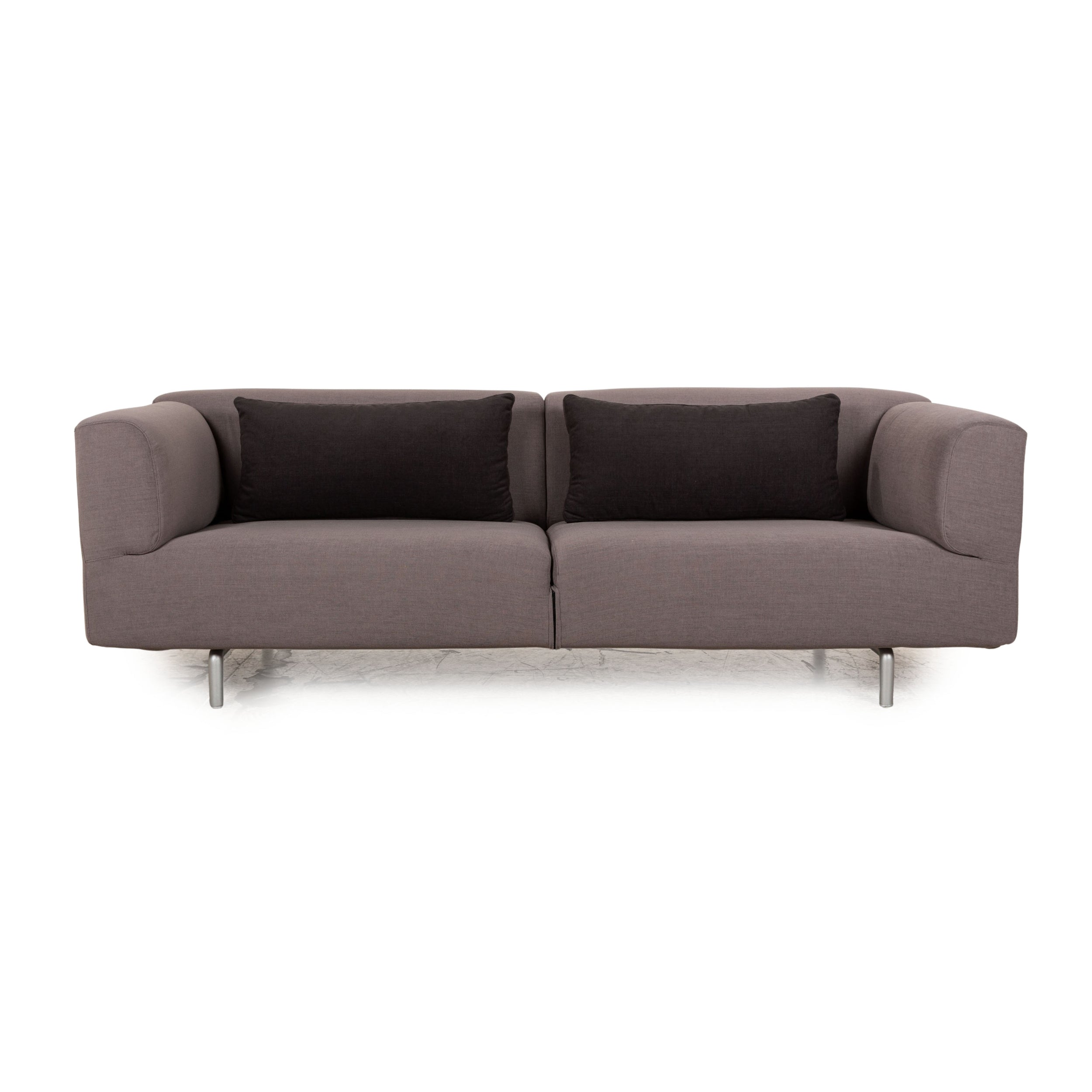 Canapé trois places en tissu gris Cassina Met 250, retapissé