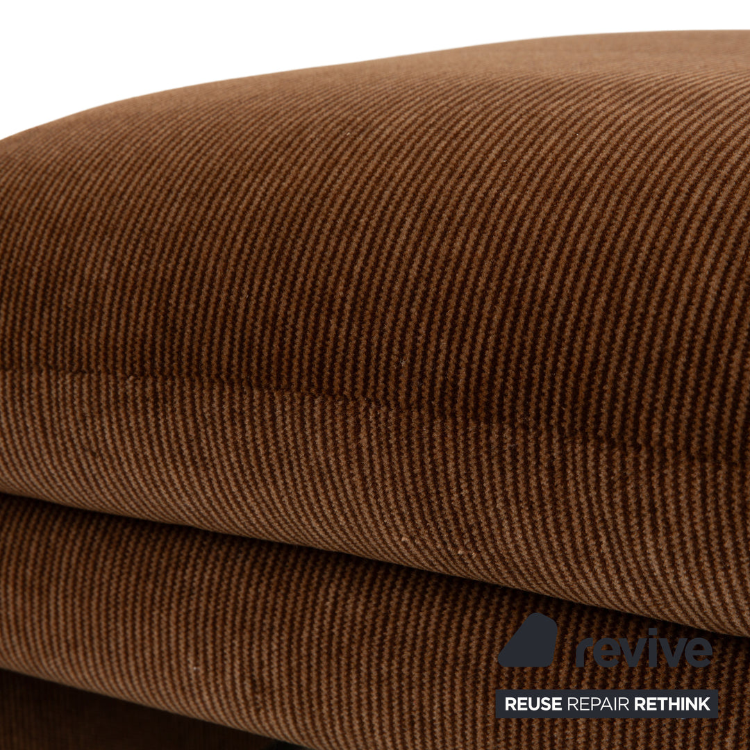Cassina Stoff Hocker Braun Kastanie
