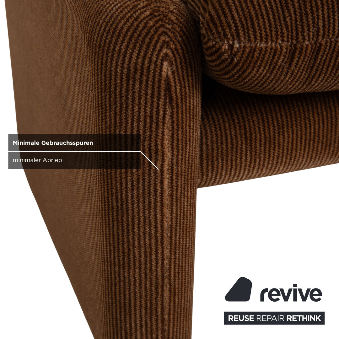 Cassina Stoff Hocker Braun Kastanie