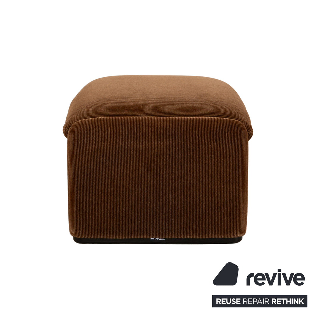 Cassina Stoff Hocker Braun Kastanie