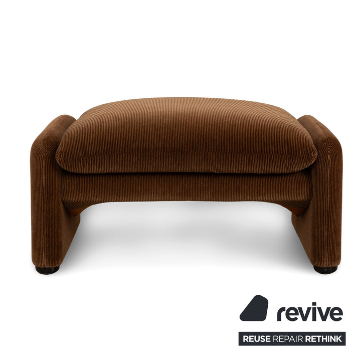 Cassina Stoff Hocker Braun Kastanie