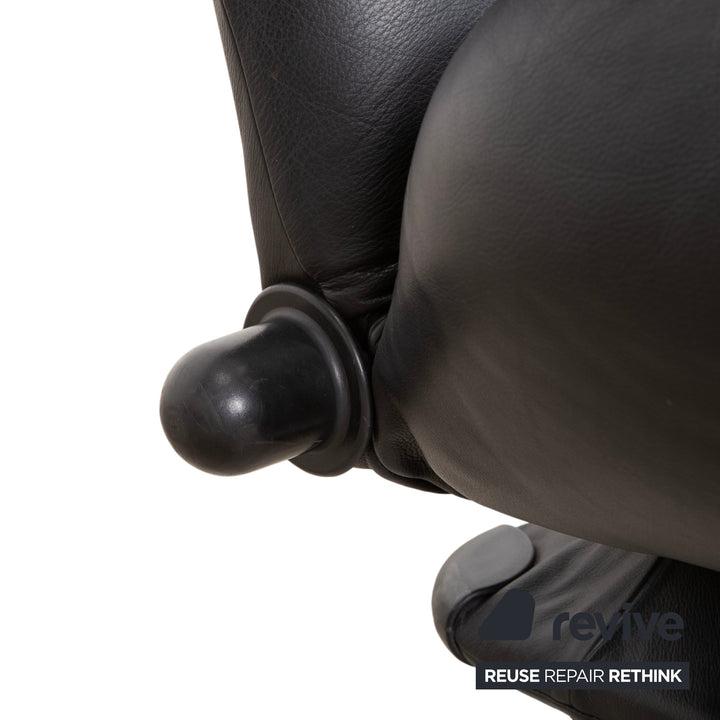 Cassina Wink Leder Sessel Schwarz Relaxfunktion Toshiyuki Kita