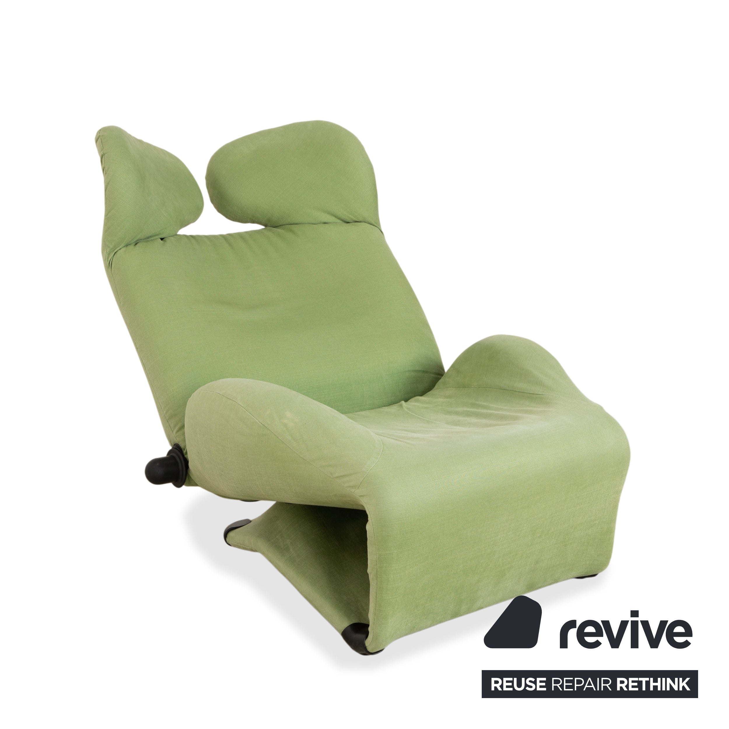 Cassina Wink fabric armchair, green, manual function