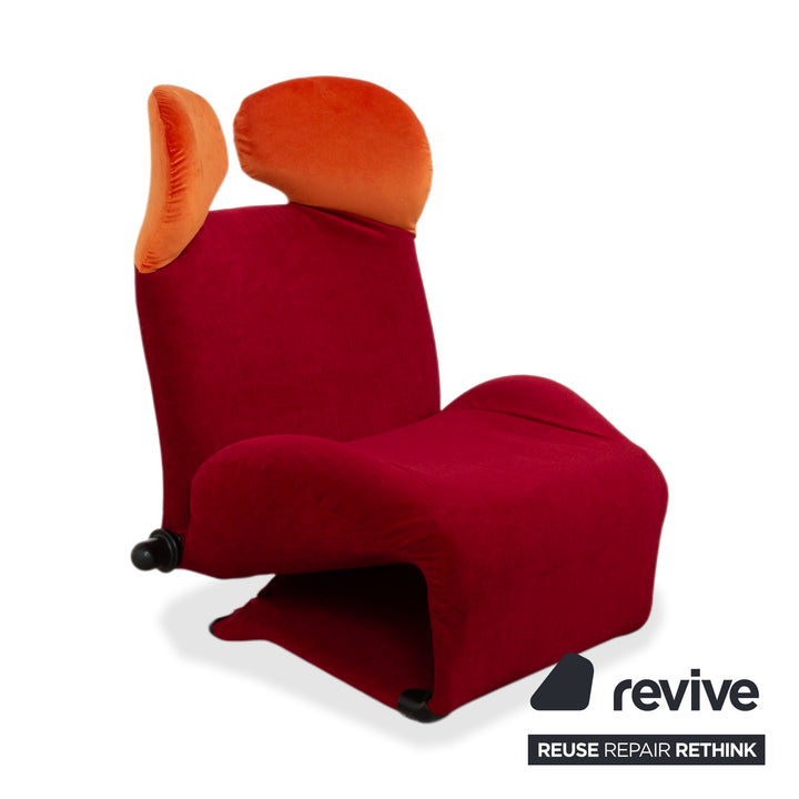 Cassina Wink Stoff Sessel Korpus Rot Orange manuelle Funktion Relaxfunktion