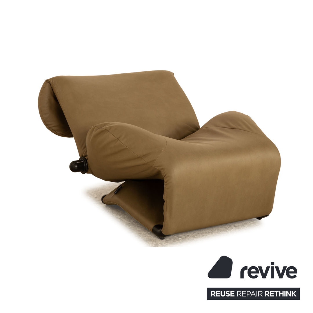 Fauteuil Cassina Wink en cuir vegan (GAVIN 108) vert olive, rembourrage manuel