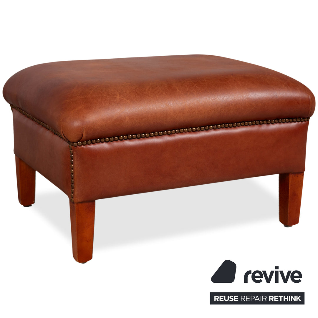 Ensemble Chesterfield en cuir : canapé trois places, 2 fauteuils, pouf, marron, vintage