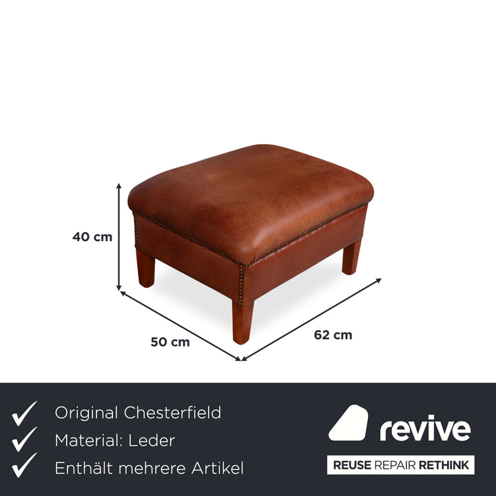 Ensemble Chesterfield en cuir : canapé trois places, 2 fauteuils, pouf, marron, vintage