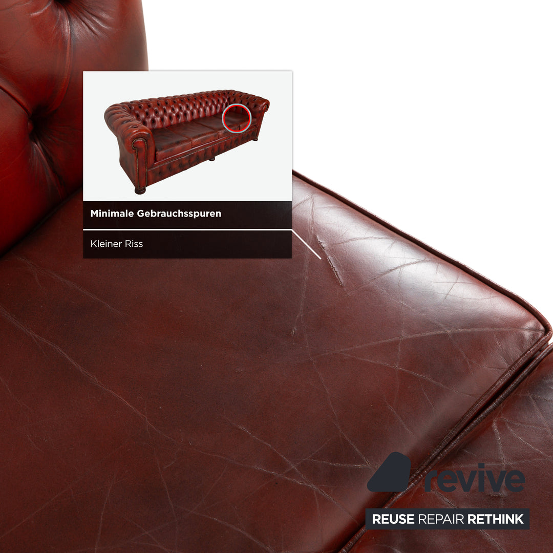 Canapé Chesterfield en cuir marron et rouge, quatre places
