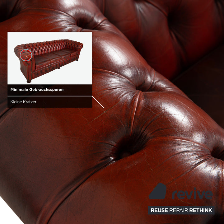 Canapé Chesterfield en cuir marron et rouge, quatre places